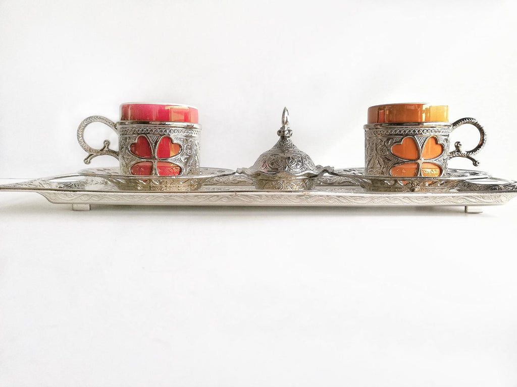 Silver style sleeved coffee cups